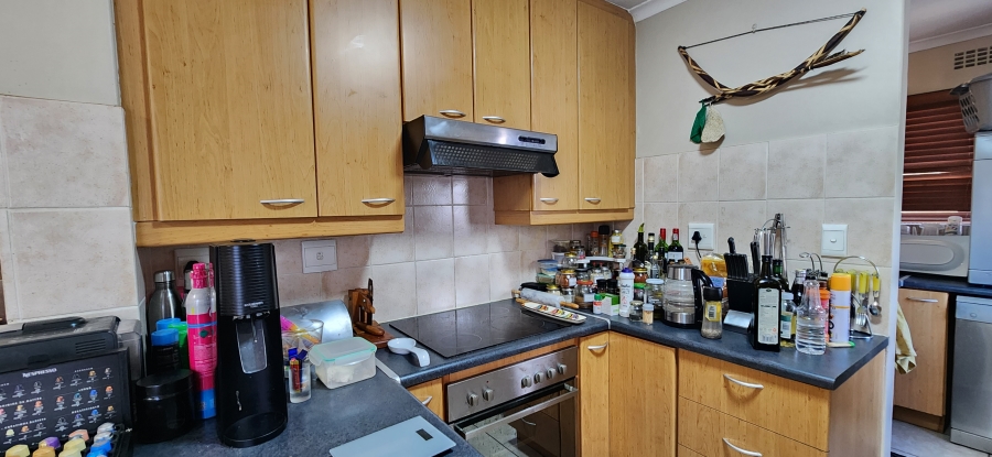 3 Bedroom Property for Sale in Sunningdale Western Cape